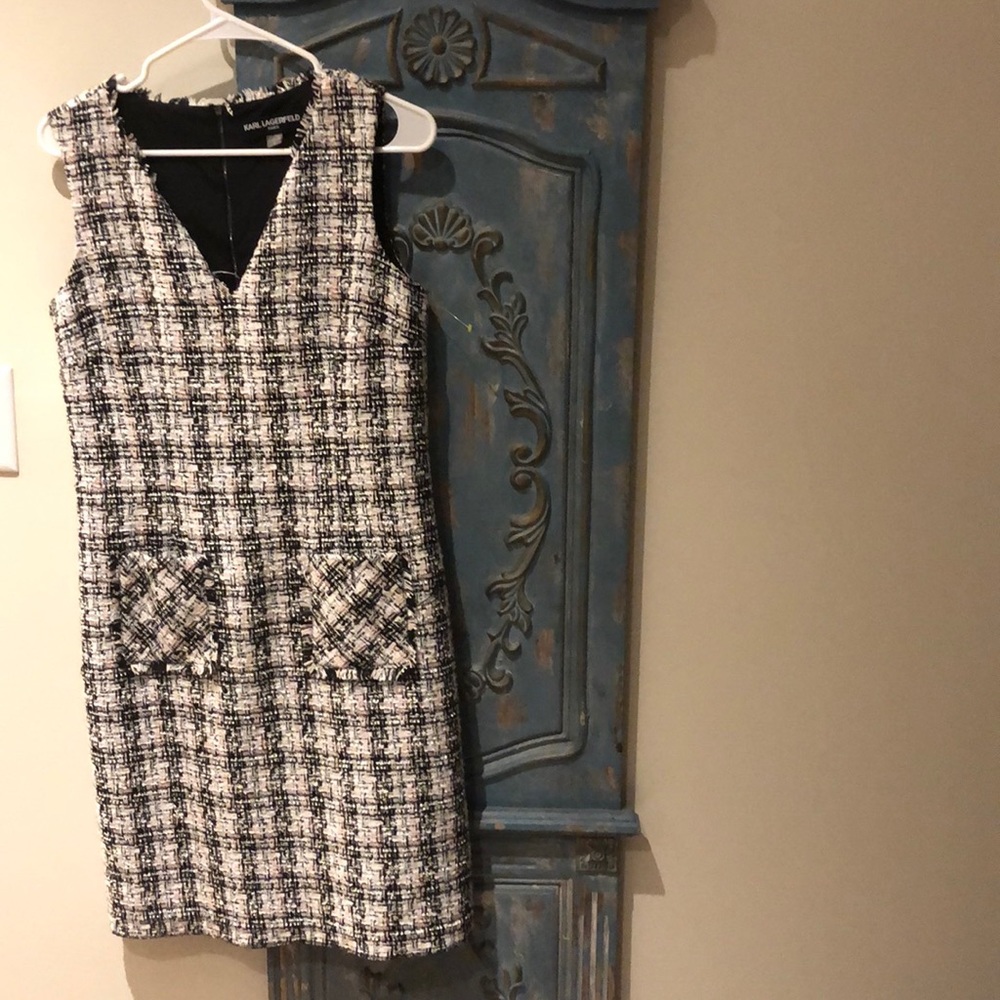 KARL LAGERFELD PINK, WHITE AND BLACK DRESS